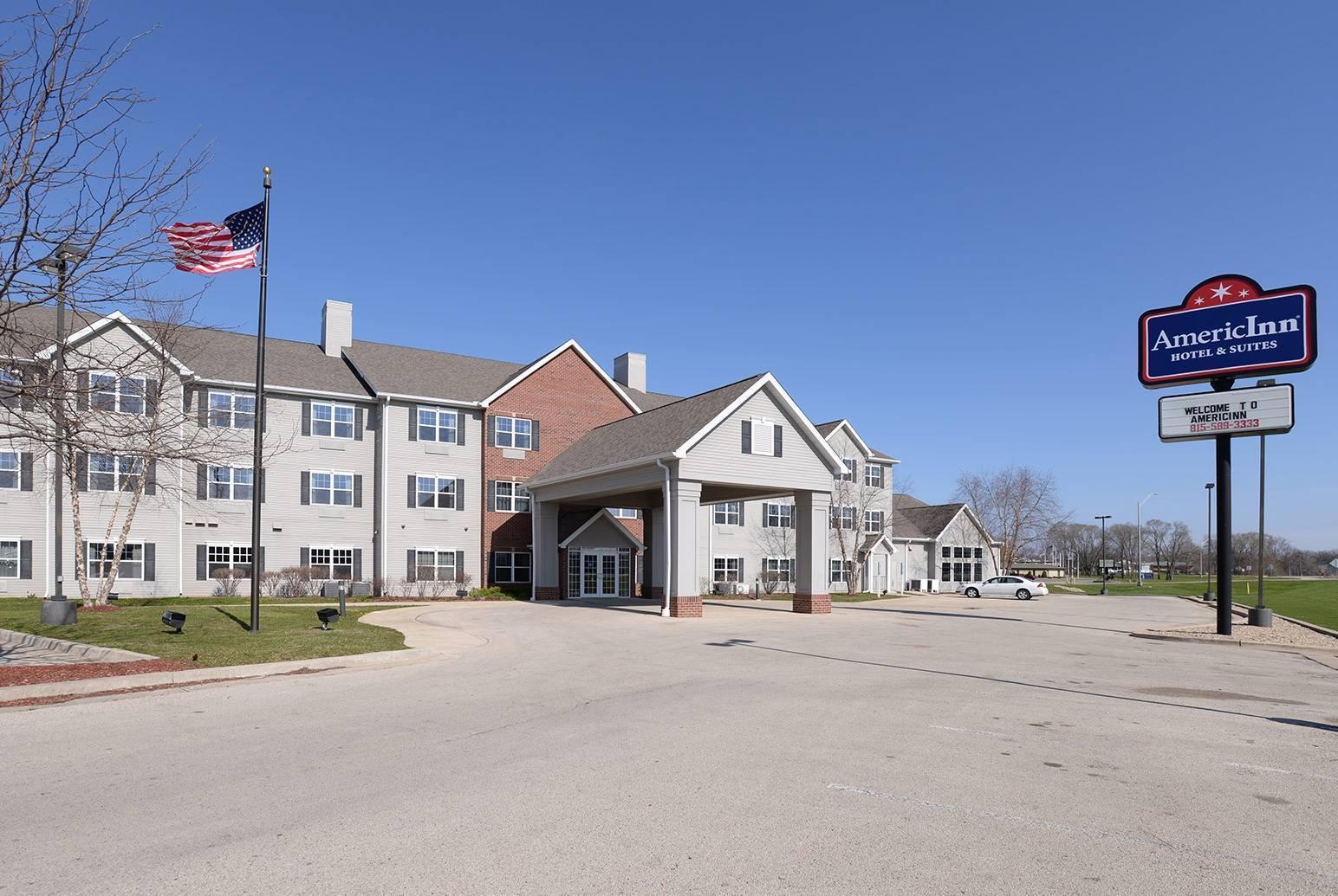 Americinn By Wyndham Fulton Clinton Zewnętrze zdjęcie