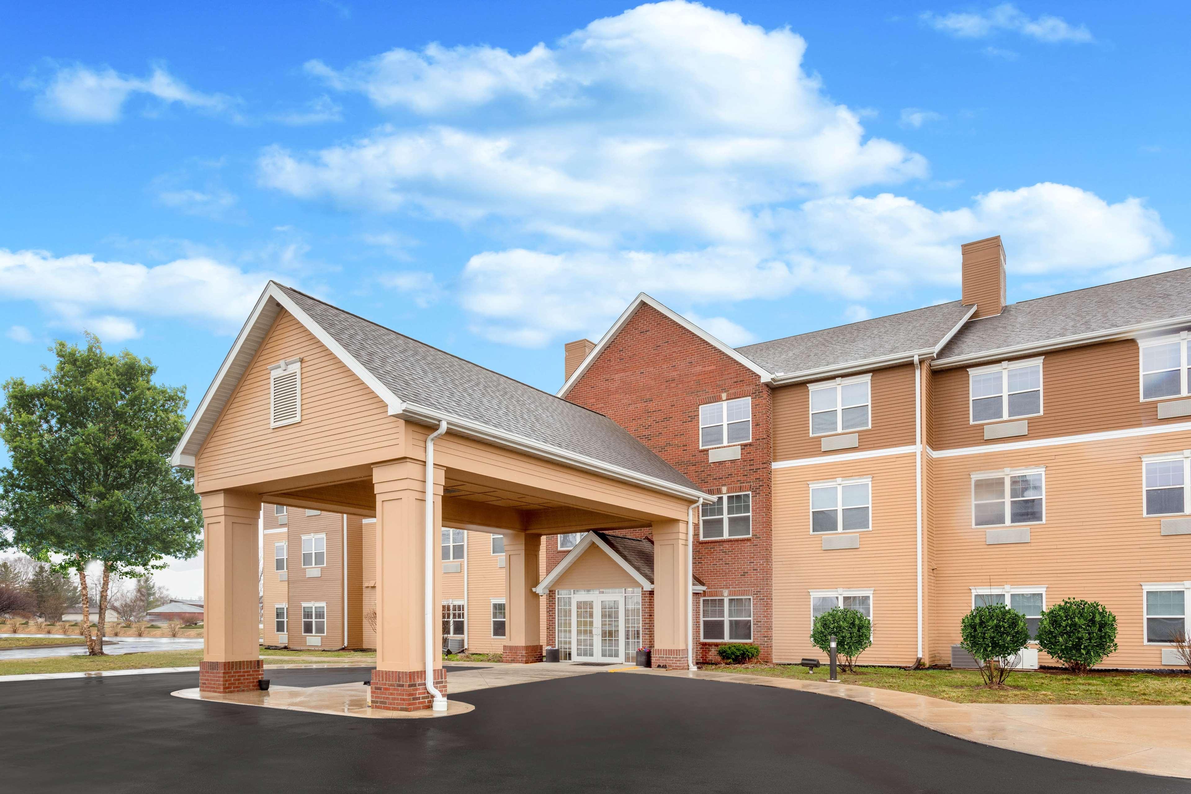 Americinn By Wyndham Fulton Clinton Zewnętrze zdjęcie
